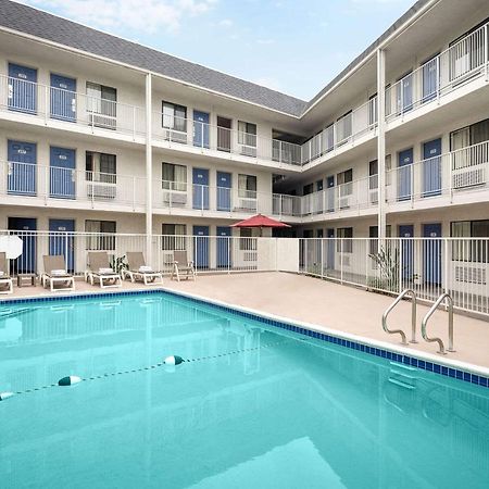 Motel 6-Buena Park, Ca - Knotts Berry Farm - Disneyland Dış mekan fotoğraf