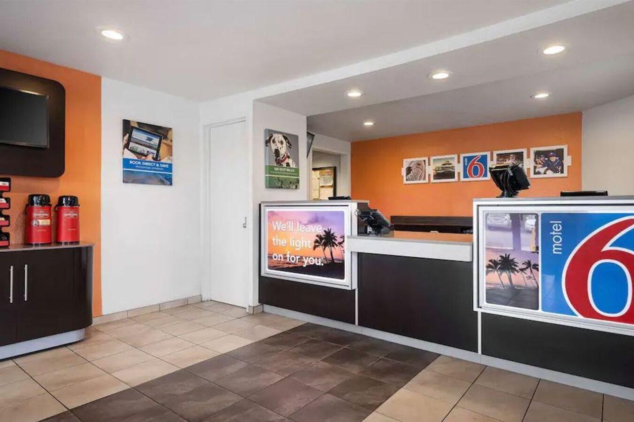 Motel 6-Buena Park, Ca - Knotts Berry Farm - Disneyland Dış mekan fotoğraf