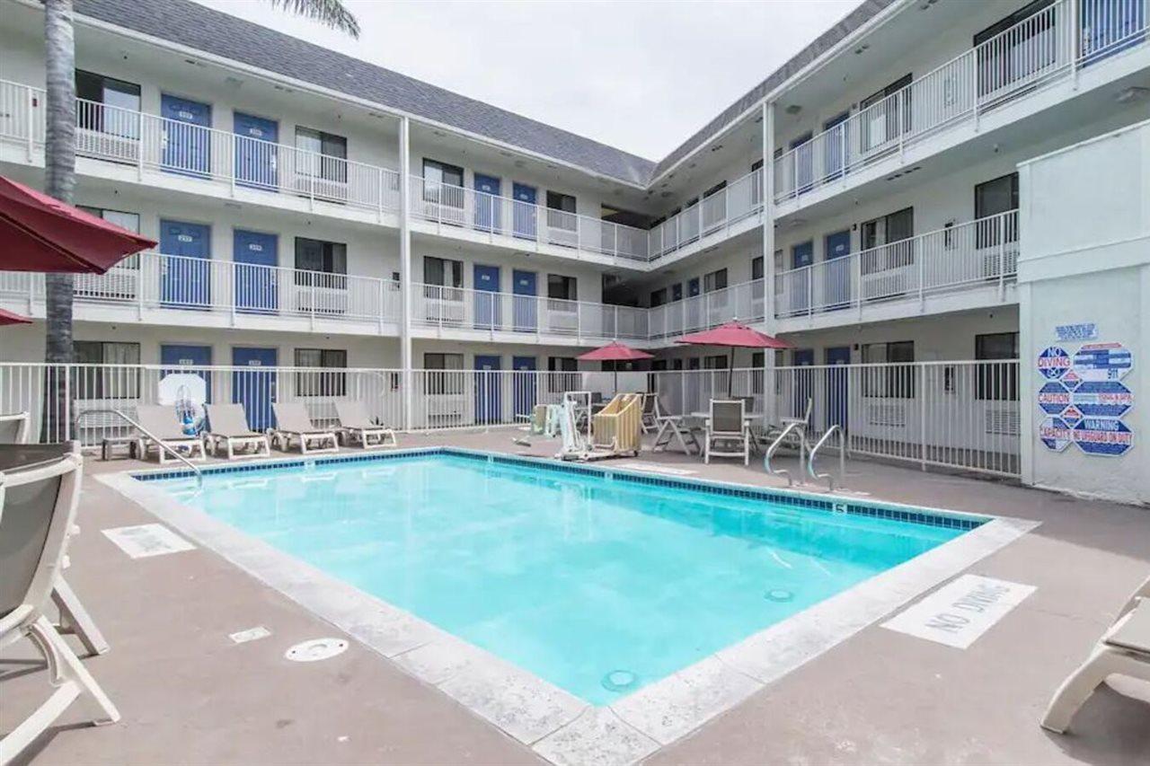 Motel 6-Buena Park, Ca - Knotts Berry Farm - Disneyland Dış mekan fotoğraf
