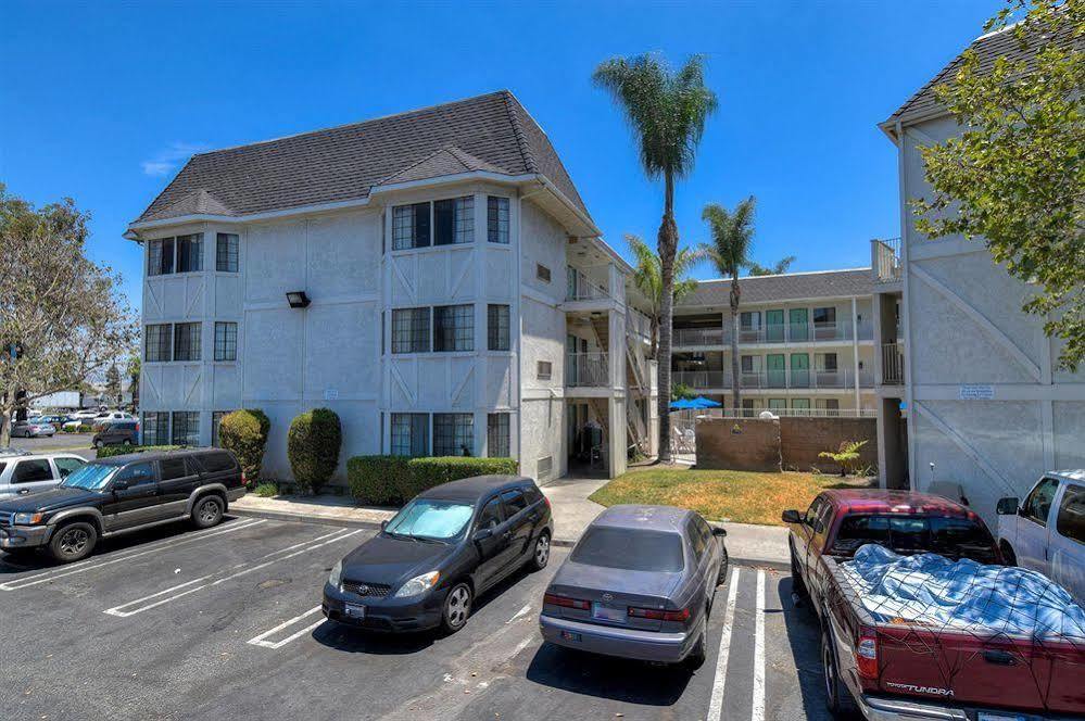 Motel 6-Buena Park, Ca - Knotts Berry Farm - Disneyland Dış mekan fotoğraf
