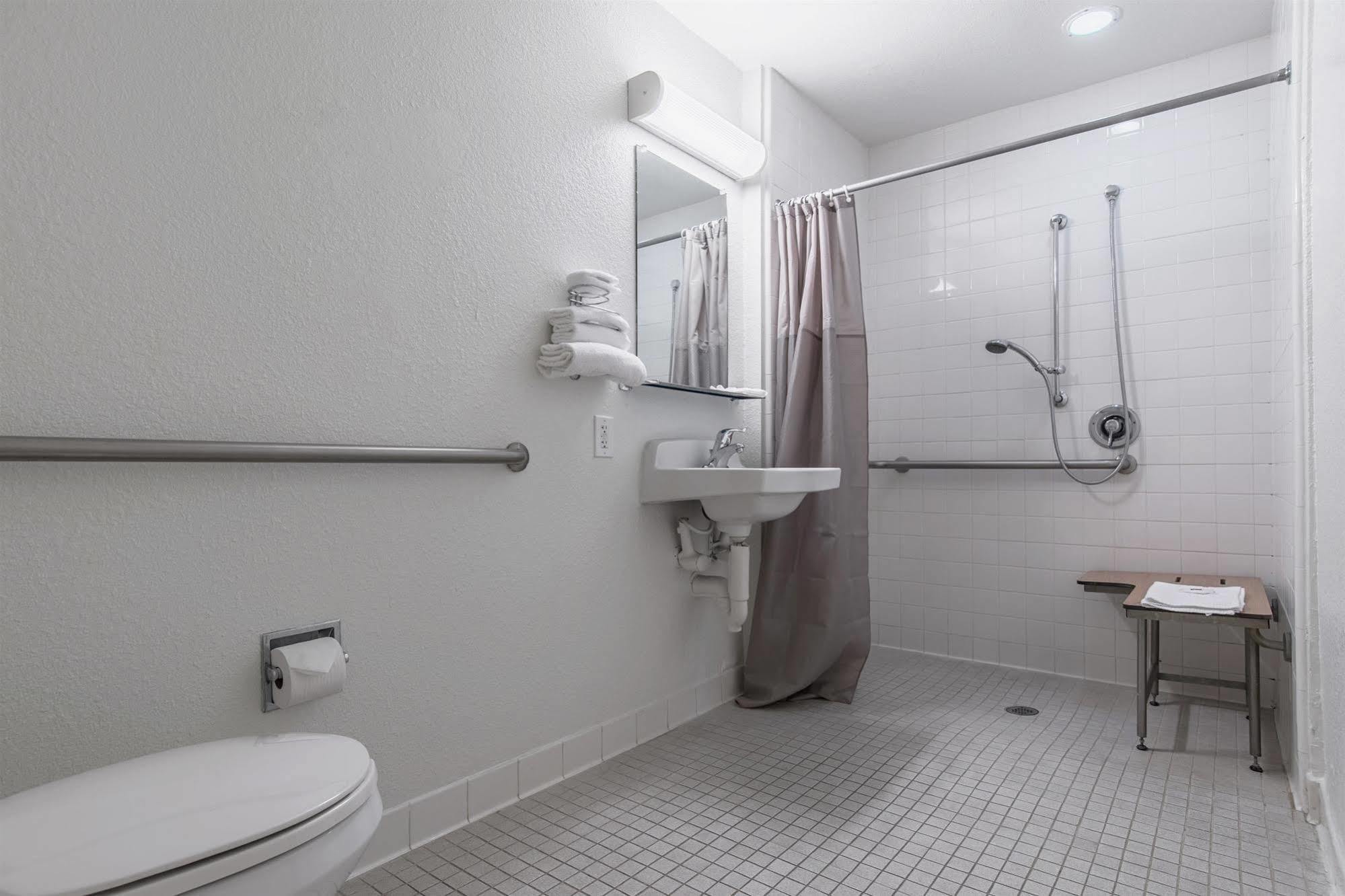 Motel 6-Buena Park, Ca - Knotts Berry Farm - Disneyland Dış mekan fotoğraf